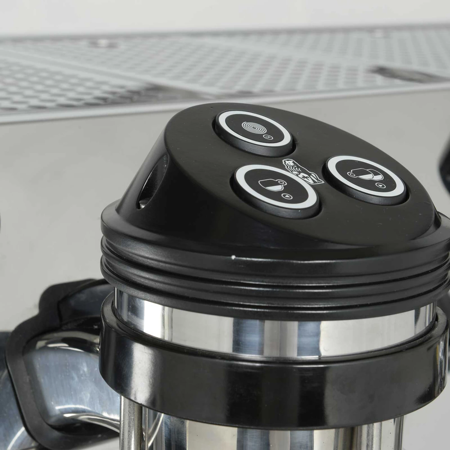 La Marzocco Strada 3 Group AV With Scales Espresso Machine 4 La Marzocco Strada 3 Group AV With Scales Espresso Machine - Image 4