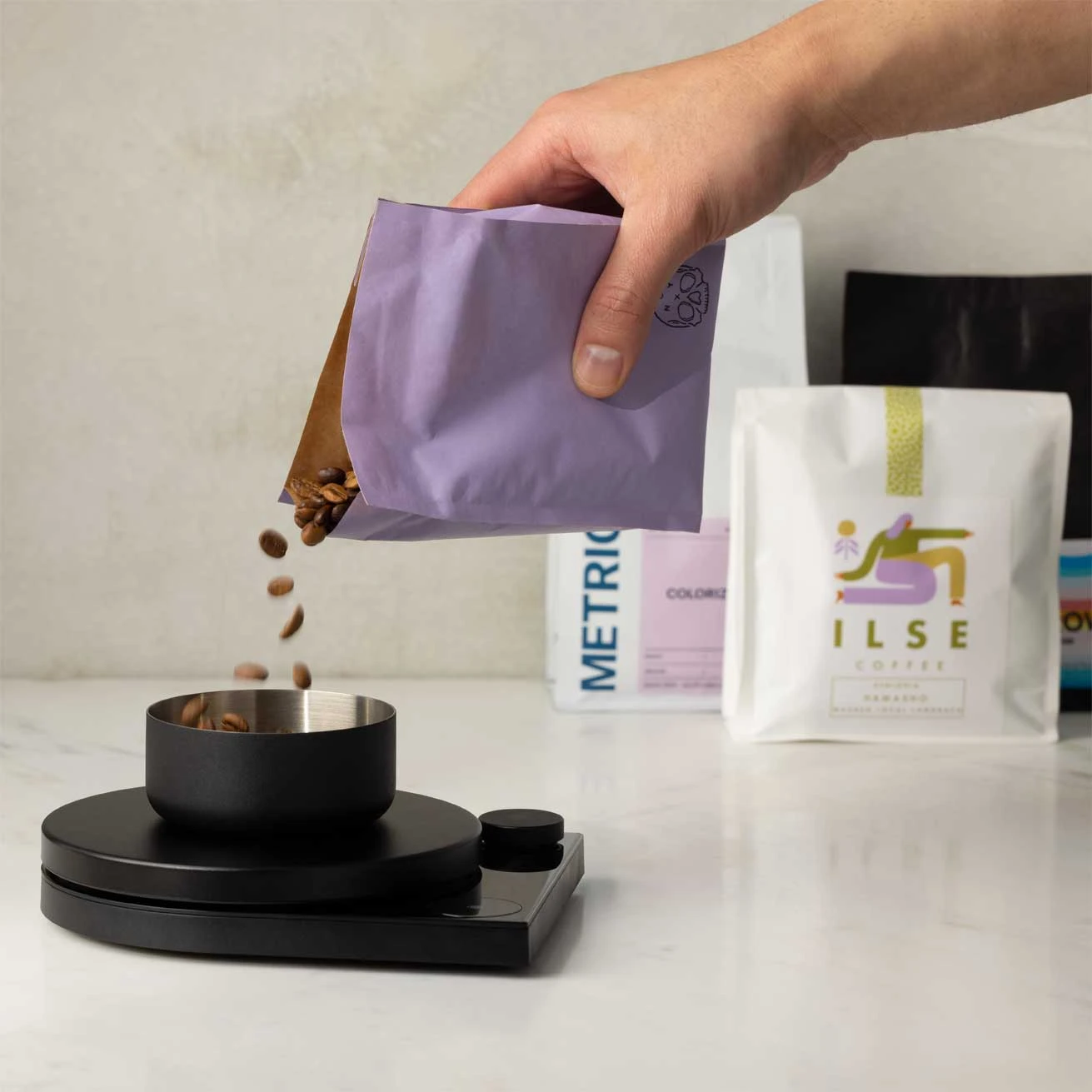 Fellow Tally Pro Pecision Coffee Scale - Black 2 Fellow Tally Pro Pecision Coffee Scale - Black - Image 2